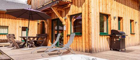 Chalet | Exterior