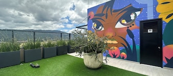 Apto con Jacuzzi Privado y vista verde