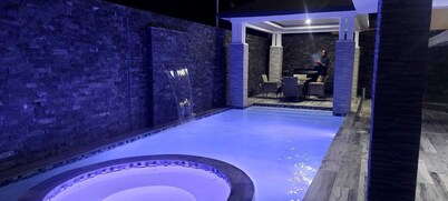 Charming 3-bedroom house with AC, WiFi in delightful Bocachica