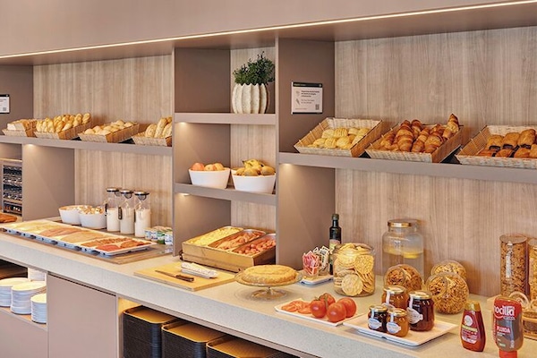 Daily buffet breakfast for a fee