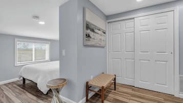 1 chambre, bureau, Wi-Fi, draps fournis