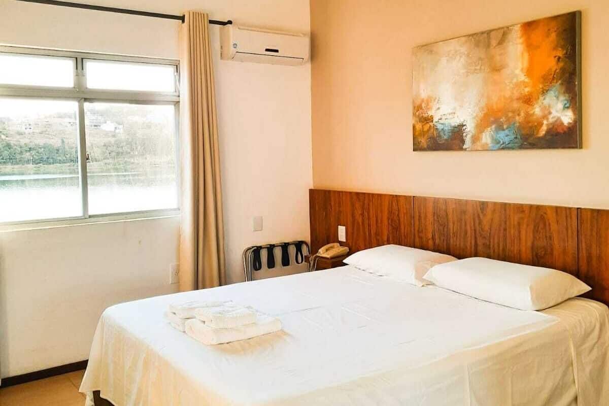 Standard Double Room | Laptop workspace, free WiFi
