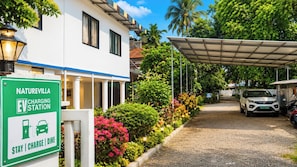 Property grounds - NatureVilla Kochi (Aluva)
