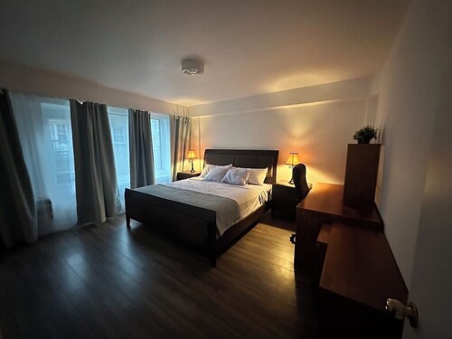 Apartment in the heart of Montreal! Downtown, fully furnished- all included!