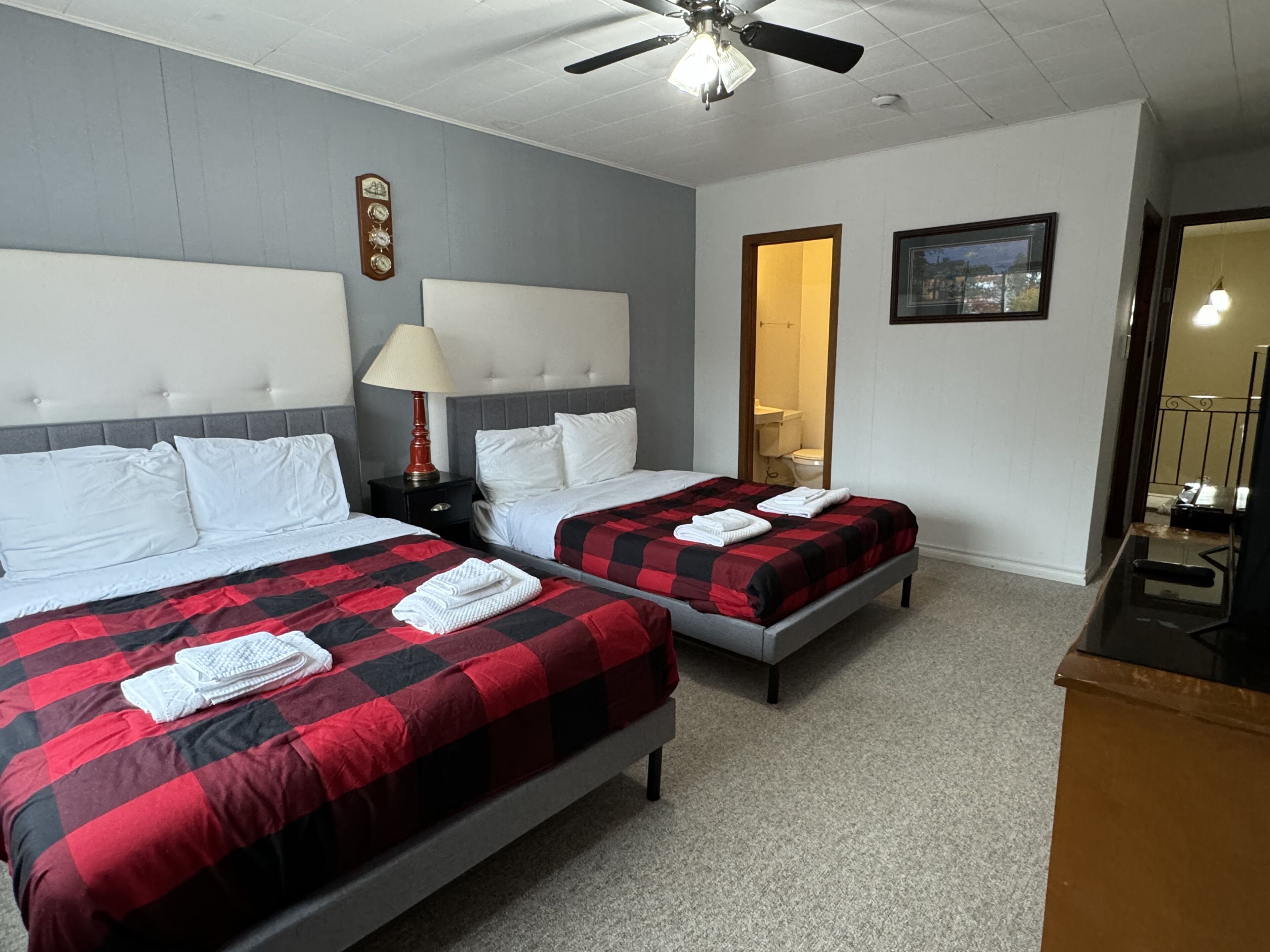 Resort, Lakefront room, Hot Tub, Pool, Sauna #6 | Free WiFi