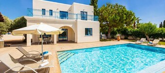Villa Ermis - Three Bedroom Villa, Sleeps 6