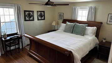 4 habitaciones, tabla de planchar con plancha, cuna de viaje y wifi