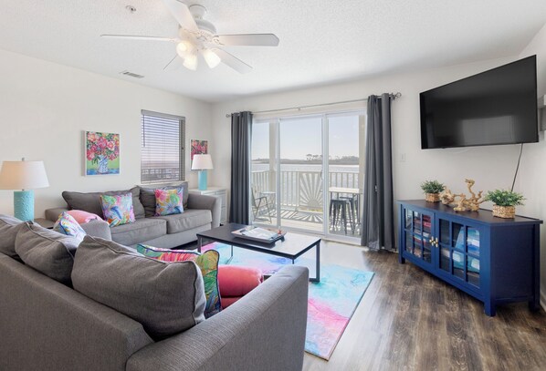 TV - Bart’s Back River Retreat | Spacious 3BR Townhome | Water Views | South End (Tybee Island)