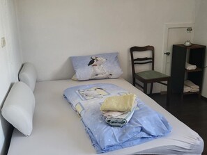 2 bedrooms, free WiFi, bed sheets