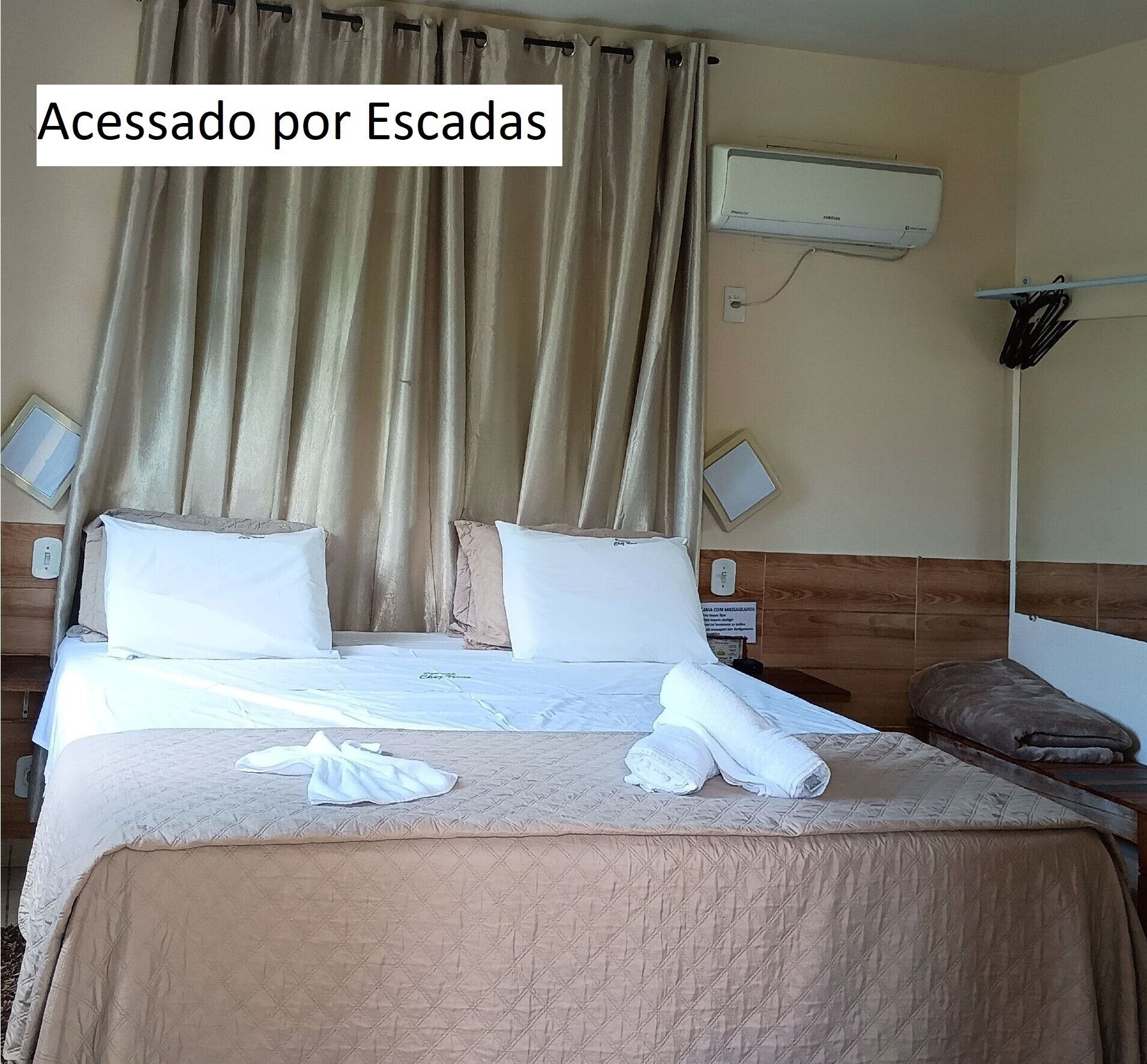 豪華套房, 按摩浴缸 | 書桌、手提電腦工作空間、免費 Wi-Fi、床單