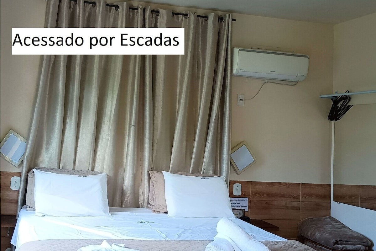 豪華套房, 按摩浴缸 | 書桌、手提電腦工作空間、免費 Wi-Fi、床單