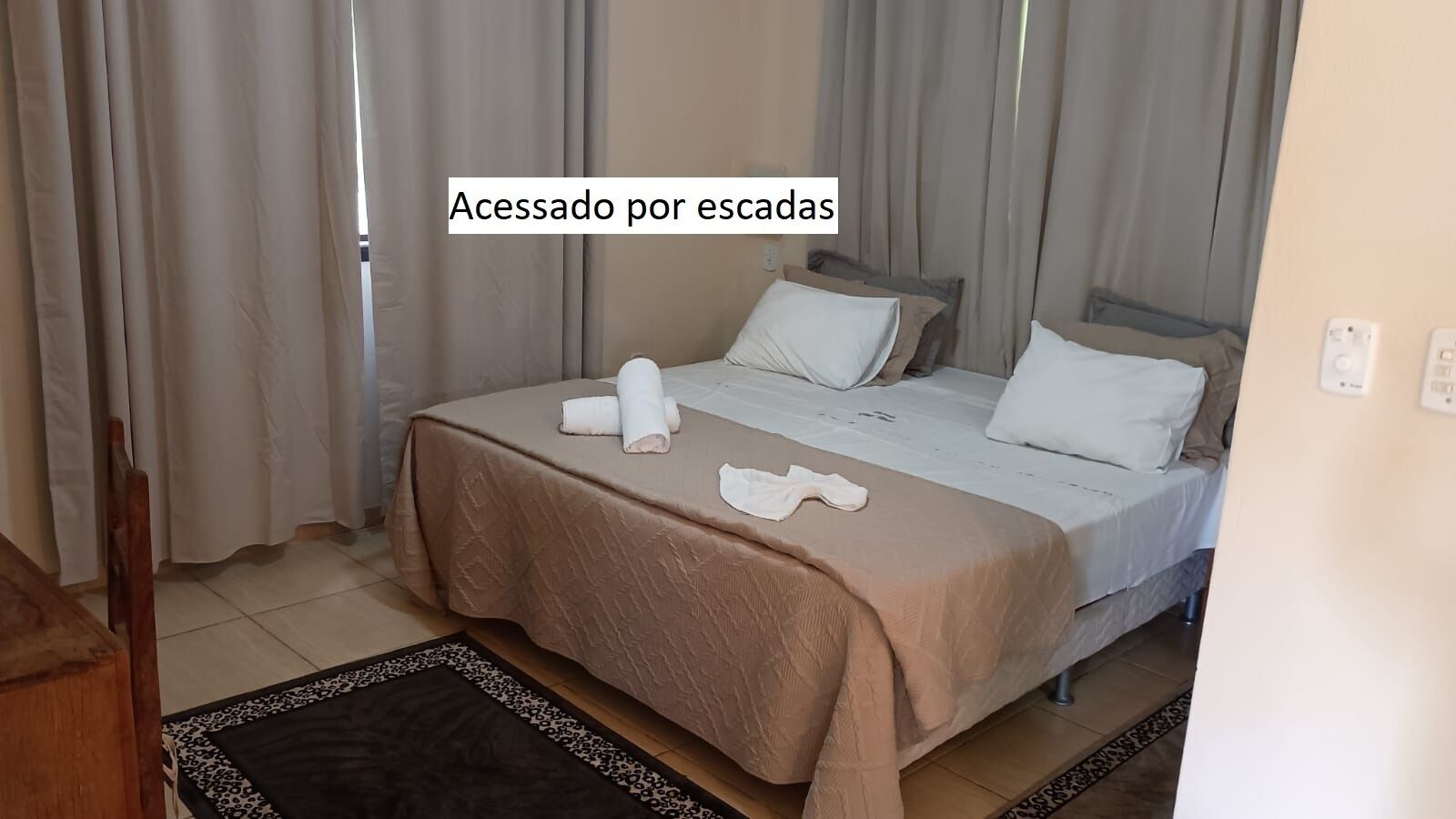 豪華套房, 按摩浴缸 | 書桌、手提電腦工作空間、免費 Wi-Fi、床單