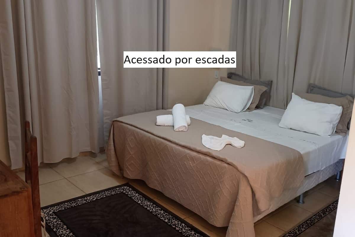 豪華套房, 按摩浴缸 | 書桌、手提電腦工作空間、免費 Wi-Fi、床單