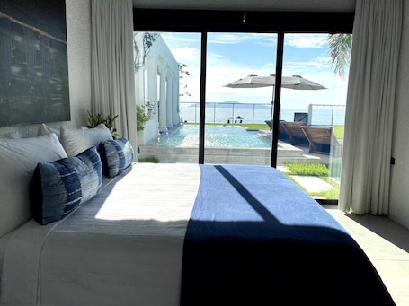 5 bedrooms, iron/ironing board, WiFi, bed sheets. Casa Roma - Luxury Villa