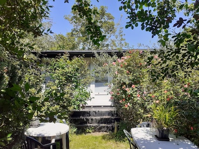 Charming 1-bed Cabin Hastings East Sussex