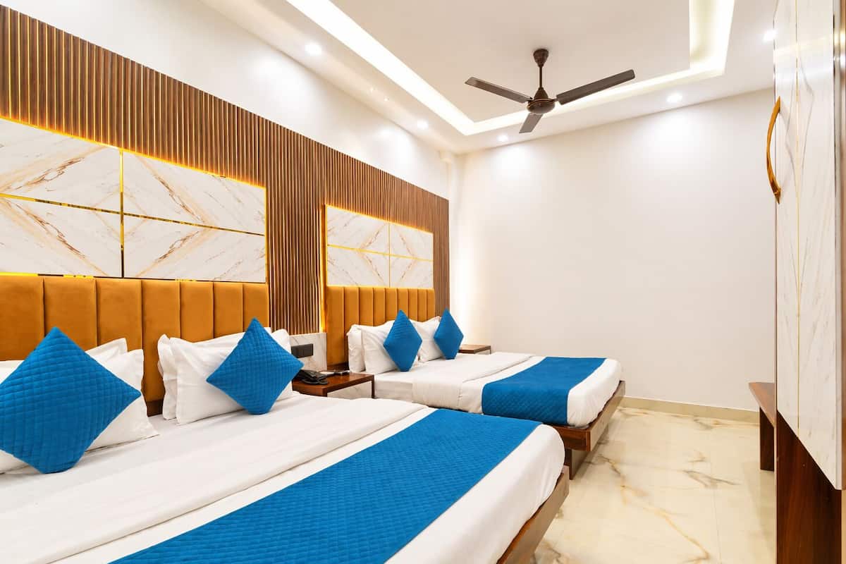 Neljän hengen perhehuone | Egyptinpuuvillaiset lakanat, ylelliset vuodevaatteet