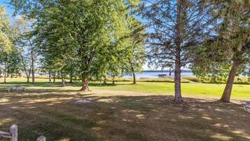 Family Townhome, Lake View | Lake view