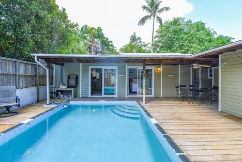 Conch Cove | Private Oasis with Heated Pool!