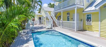 Salvador's Seclusion | Cozy Studio Retreat w/ Heated Pool