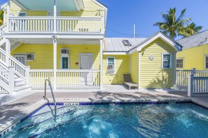 Uklassifisert bilde, 3 av 40, knapp