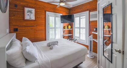 Chagallâs Corner | Newly Remodeled!