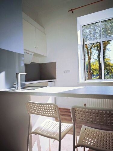 2 bedroom 1.6m&1.2m bed