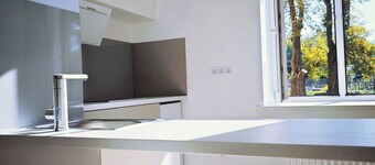 2 bedroom 1.6m&1.2m bed