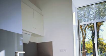 2 bedroom 1.6m&1.2m bed