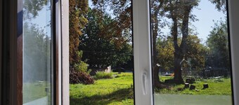 2 bedroom 1.6m&1.2m bed