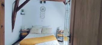 Small village center gĂźte