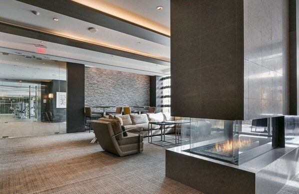 Interior - Luxury Apartment in heart of Reston 2 bedroom (Reston)