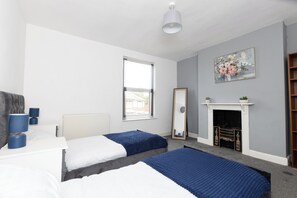 House | 4 bedrooms, iron/ironing board, free WiFi, bed sheets - Cozy Nottingham Retreat Entire Home With 4 Bedroom (Nottingham)
