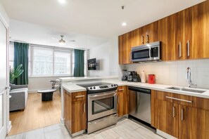 Fridge, microwave, oven, stovetop - Treme Loft Condo: 1BR Harmony (New Orleans)