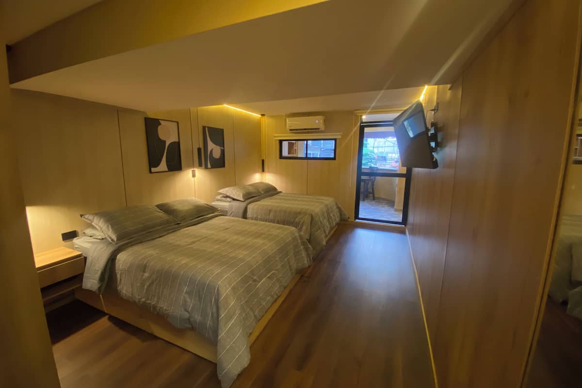 ห้องดีลักซ์สวีท (en Provenza 201) | เครื่องนอนระดับพรีเมียม, ผ้านวมขนเป็ด, เตียงพร้อมฟูกเสริมที่นอน