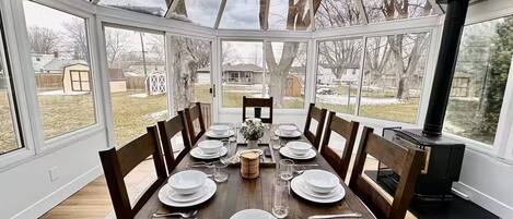 تناول الطعام