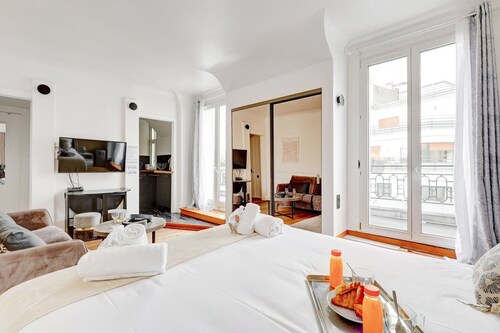 Arcadia 104 Apartment with Terrace Champs-Élysées