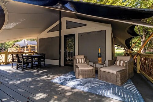 STELLENBOSCH, a Unique Luxury Cabin Experience, at Karoo Smith Mountain Lake