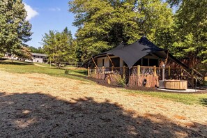 Property grounds - STELLENBOSCH, a Unique Luxury Cabin Experience, at Karoo Smith Mountain Lake (Wirtz)