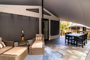 Outdoor dining - MALACHITE, a Unique Luxury Cabin Experience, at Karoo Smith Mountain Lake (Wirtz)