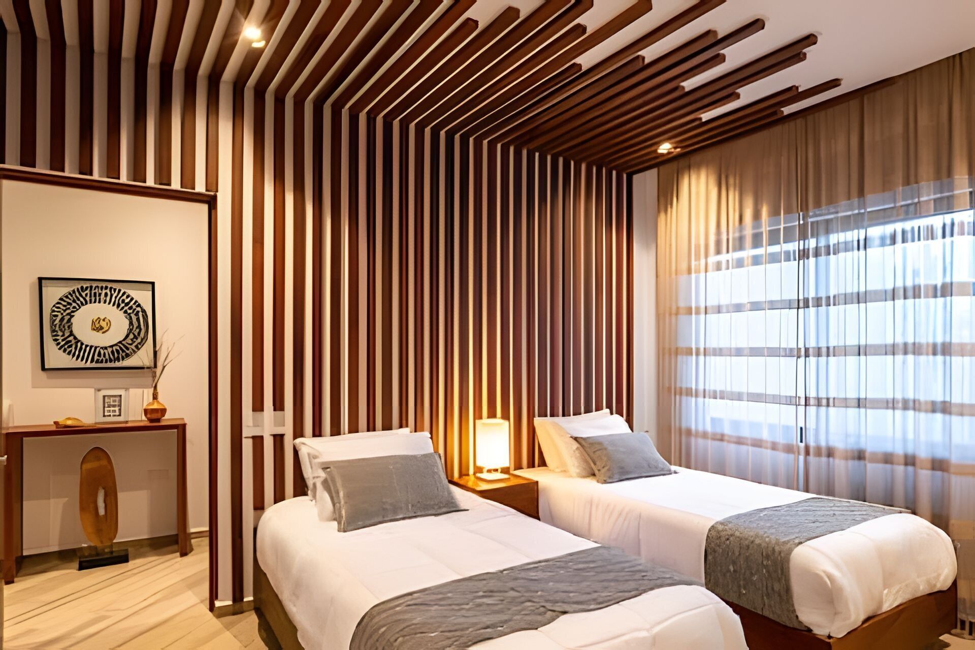 Comfort Apartment (204E - 2H) | 2 bedrooms, in-room safe, laptop workspace, blackout drapes