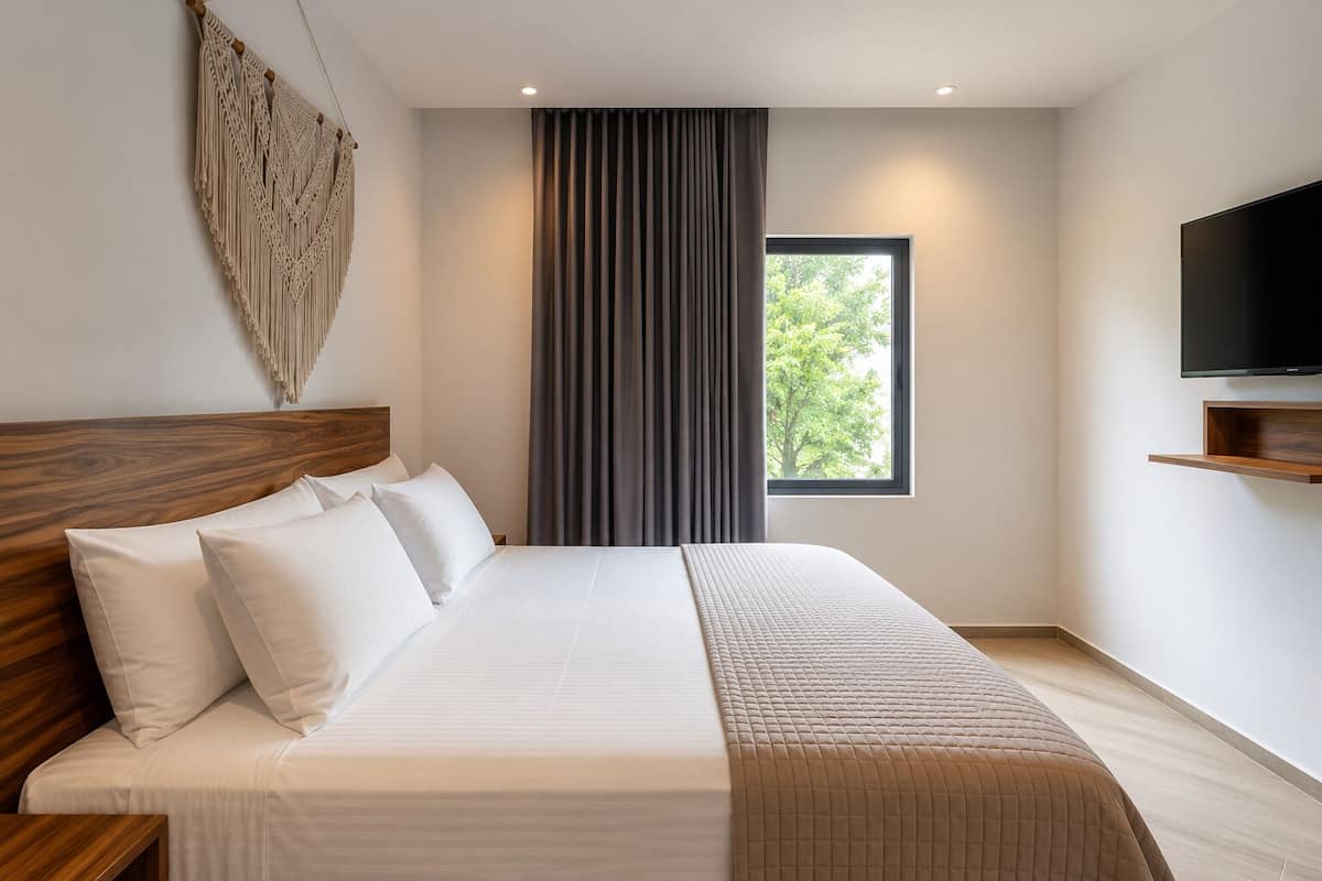 2 chambres, coffres-forts dans les chambres