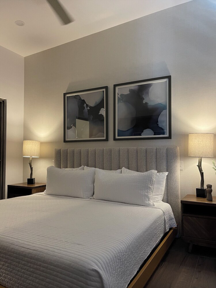 Cozy and safe apartment, close to the beach and Cabo's nightlife