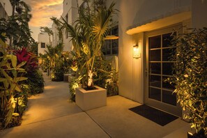 Front of property - ART DECO MARELA BOUTIQUE (Miami Beach)