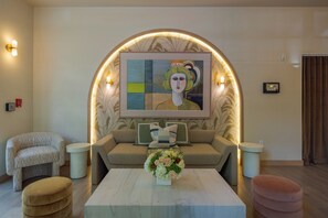 Reception - ART DECO MARELA BOUTIQUE (Miami Beach)