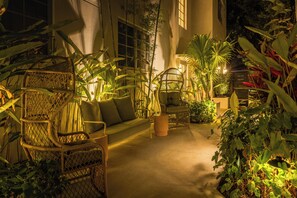 Front of property - ART DECO MARELA BOUTIQUE (Miami Beach)