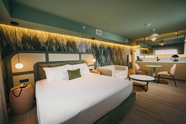 Deluxe Suite | Premium bedding, blackout drapes, iron/ironing board, free WiFi - ART DECO MARELA BOUTIQUE (Miami Beach)