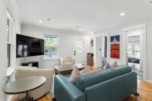 Téléviseur connecté, foyer