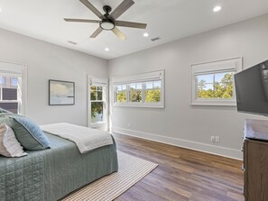 5 bedrooms, WiFi