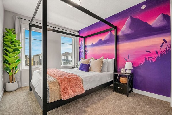5 bedrooms, desk, travel crib, free WiFi