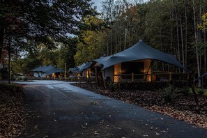 Exterior - KILIMANJARO, a Unique Luxury Cabin Experience, at Karoo Smith Mountain Lake (Wirtz)